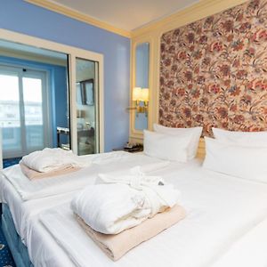 Superior Zimmer mit Kingsize-Bett